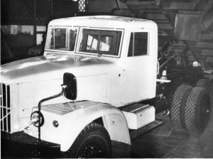 1331034677_truck-auto.info_kraz-256b1-030_5