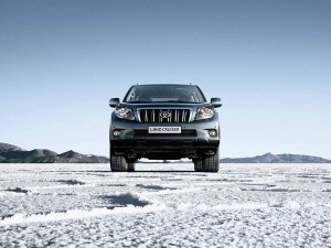 toyota-landcruiser-2010-exterior-tme-003-a-full_tcm305-923810