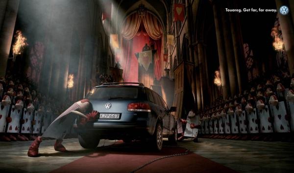 Volkswagen Touareg: Alice in Wonderland, Volkswagen, Bates Beijing, Volkswagen Group, Печатная реклама