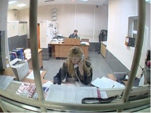 1355191400_policiya