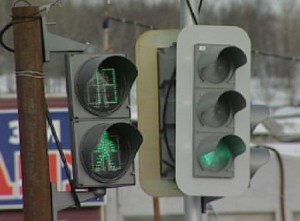 1361769428_svetofory