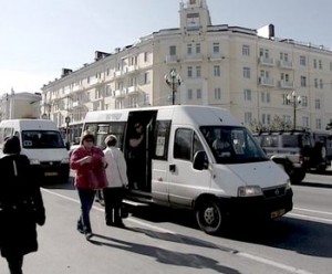 Автобус в Магадане