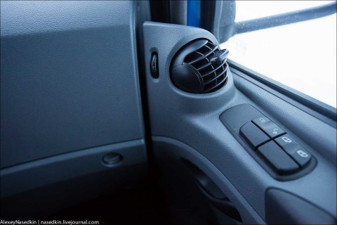 0_123c33_b0deff23_orig