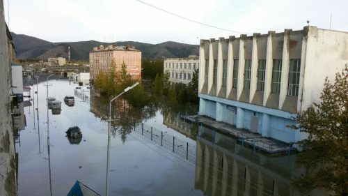 Cq6Cid9WcAABLy9.jpg_large