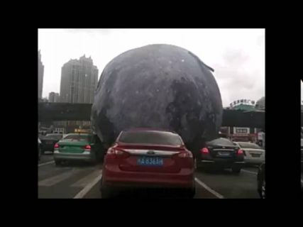 Луна упала в Магадане « автомагадан